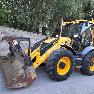 Tractopelle JCB